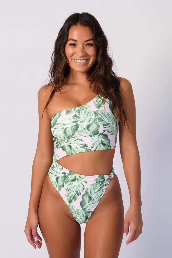 SKATIE One Piece*Nicole Beverly